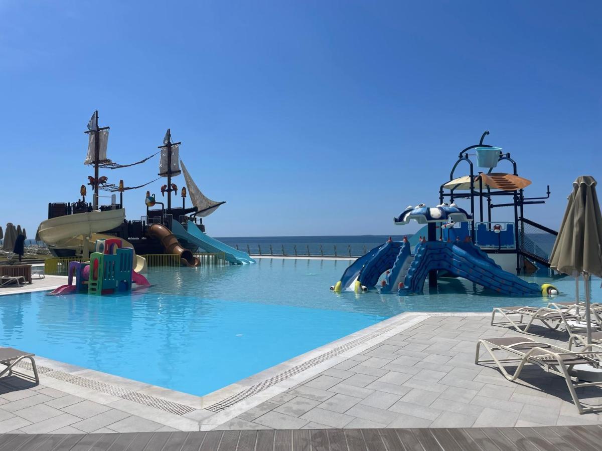 Petra Mare Hotel Ierápetra Eksteriør billede